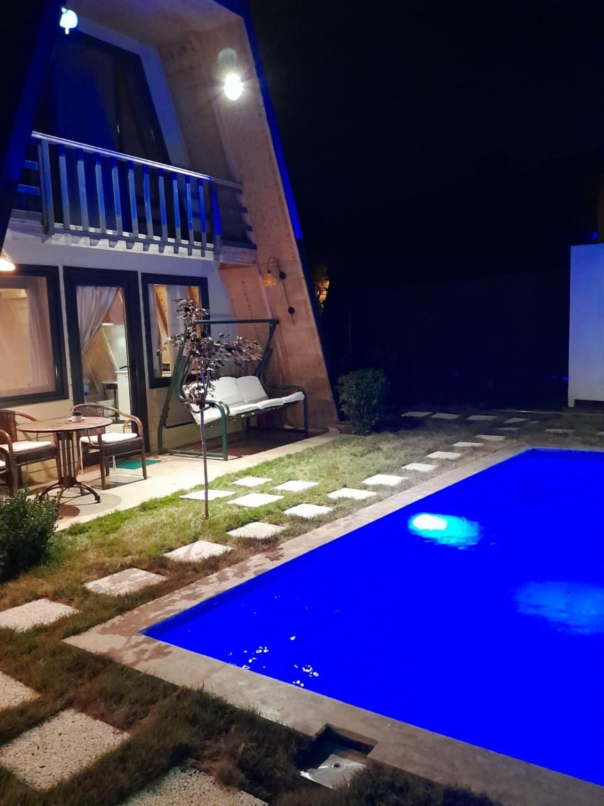 Happyhouse Bungalov Three-Room, Sw Pool With Lake View, Sapanca B1 المظهر الخارجي الصورة