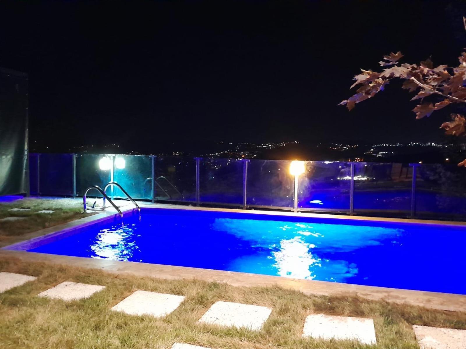 Happyhouse Bungalov Three-Room, Sw Pool With Lake View, Sapanca B1 المظهر الخارجي الصورة